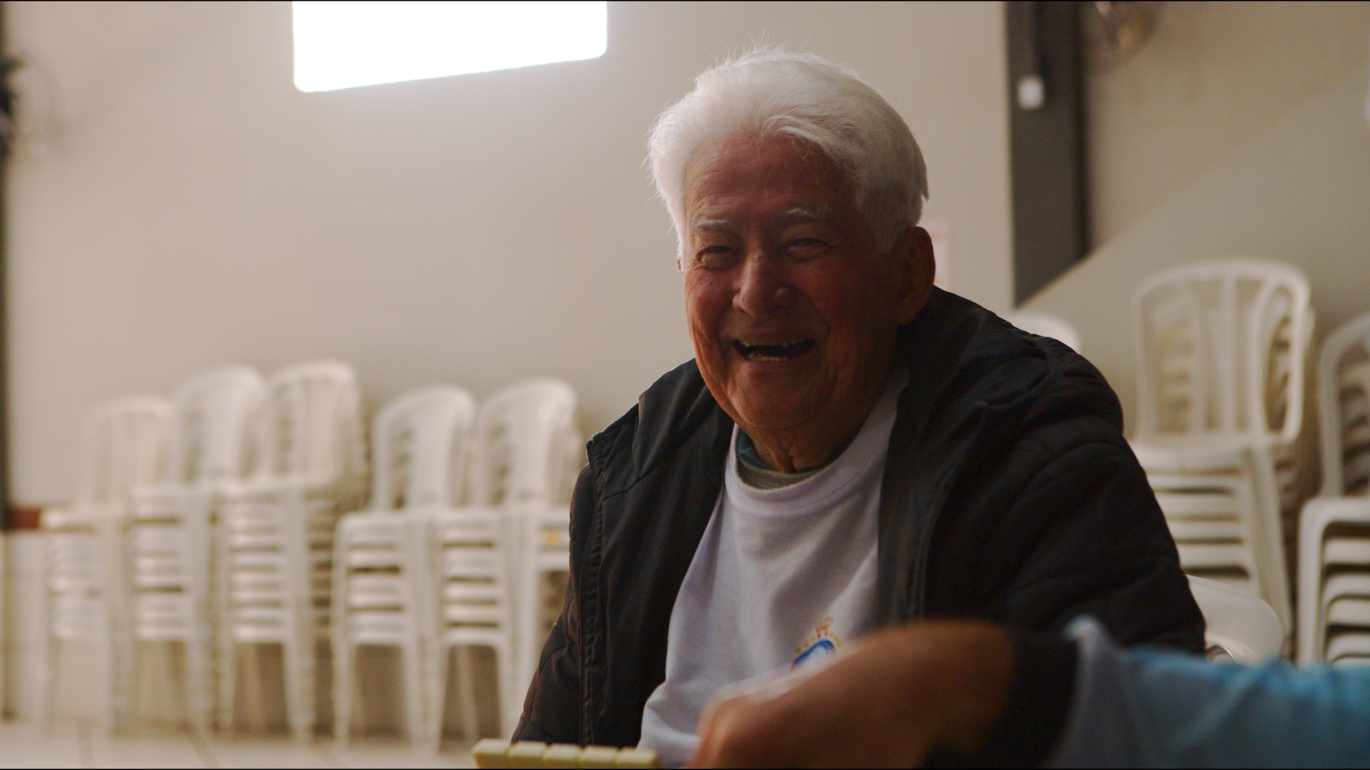 Solidão também adoece: como amizades e convivência ajudam a viver mais