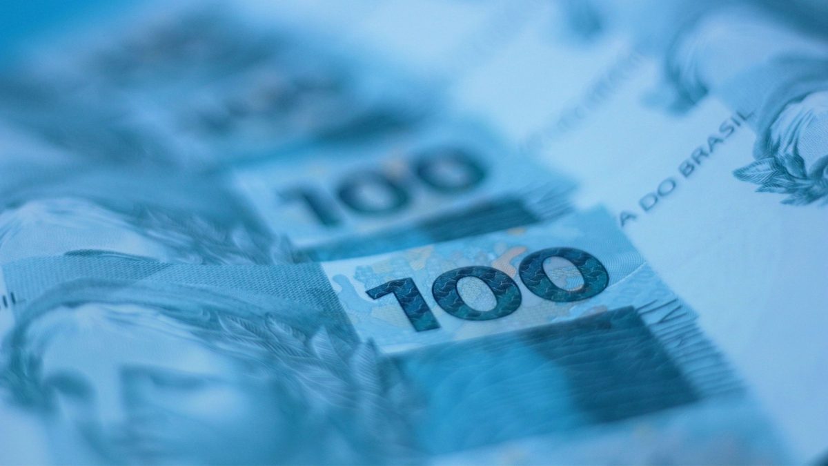 Abono salarial: 7º lote do PIS/Pasep libera até R$ 1.621 nesta segunda (17) para quem
