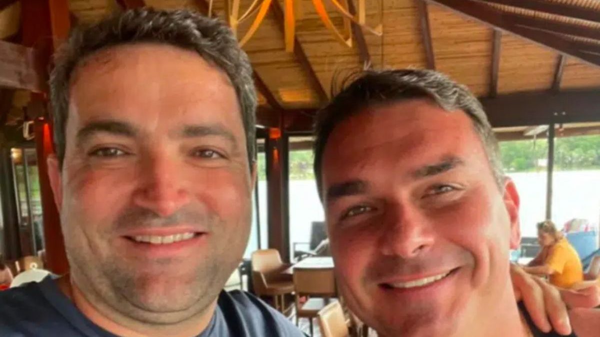 Quem é Willer Tomaz, amigo de Flávio Bolsonaro alvo da PF em operação contra fraudes do INSS - QTU Questões do Universo