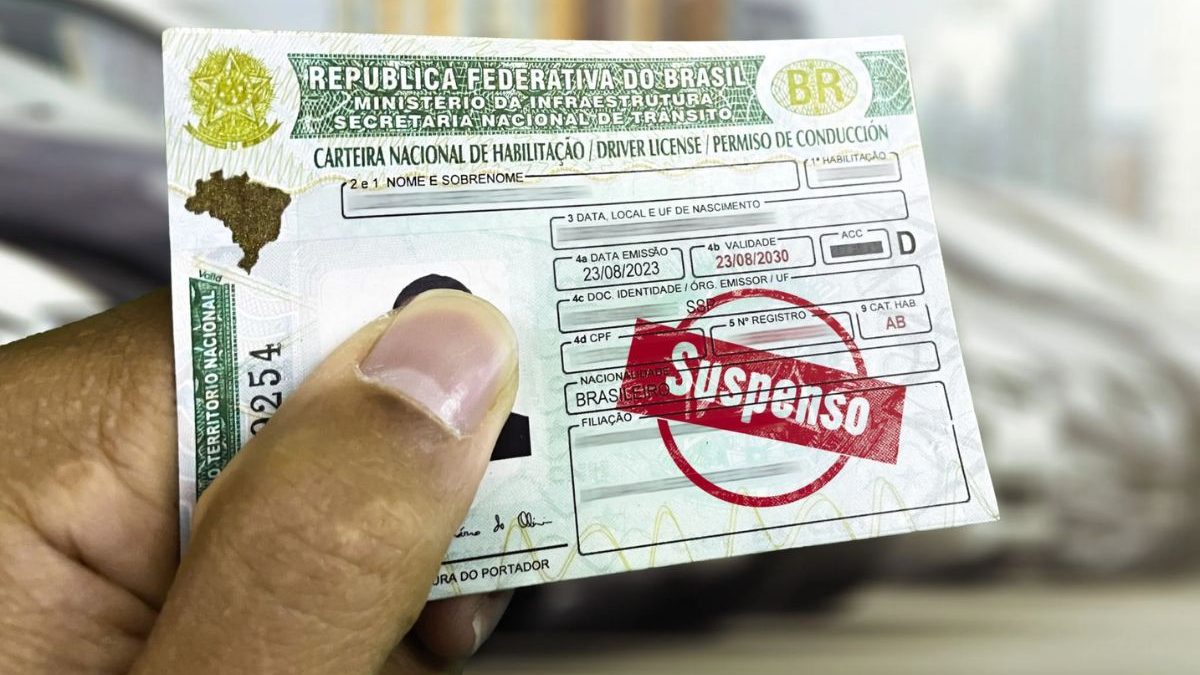 Detran suspende quase 5 mil CNHs e divulga no Diário Oficial lista de motoristas penalizados