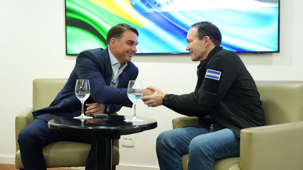 Ministro de Bukele diz a Flávio que ‘não é impossível’ acabar com facções e inspira modelo de El Salvador - QTU Questões do Universo