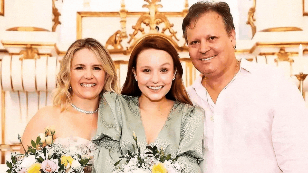 Larissa Manoela tem vitória na justiça e gravadora terá que devolver propriedade de trabalhos da atriz