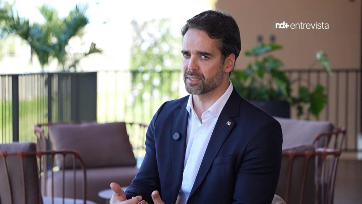 ‘Entre o retrocesso e a aventura’: Eduardo Leite defende Ronaldo Caiado para a