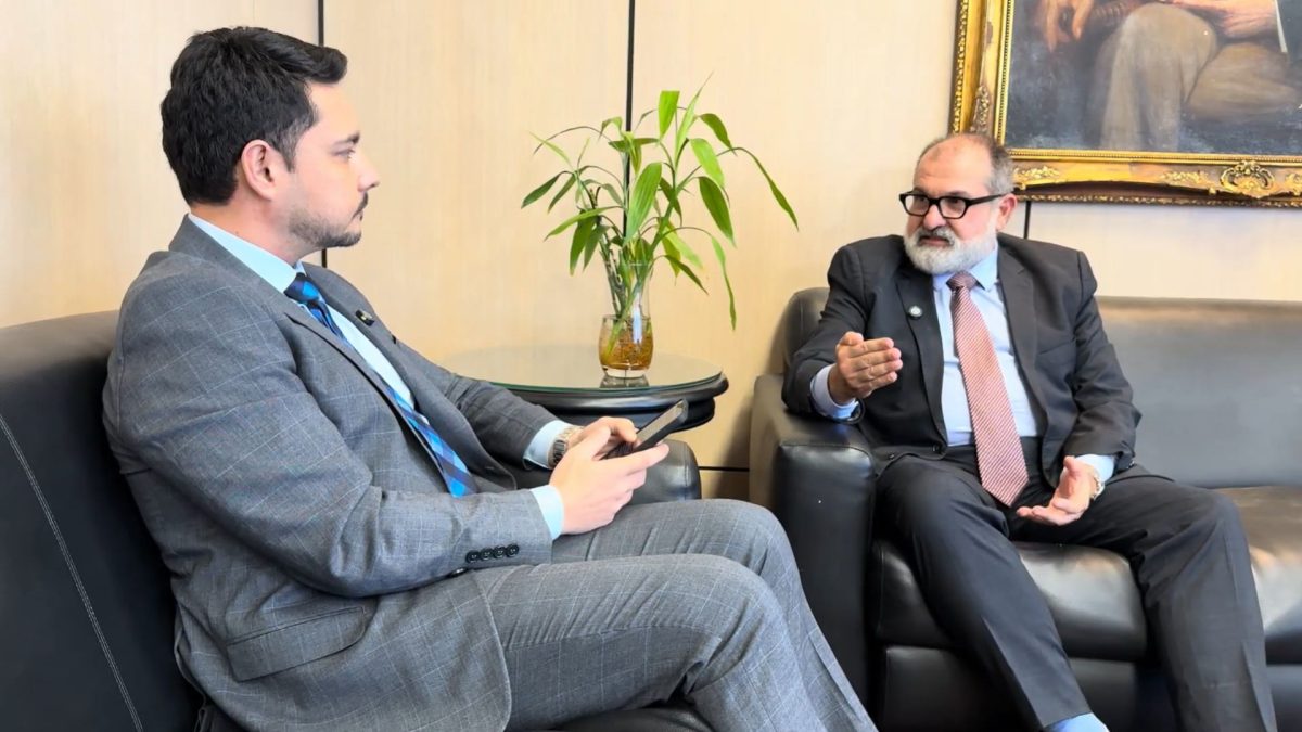 Ministro dos Transportes responde ao governador sobre afirmação de que Governo Federal ‘não faz nada’ por Santa Catarina - QTU Questões do Universo