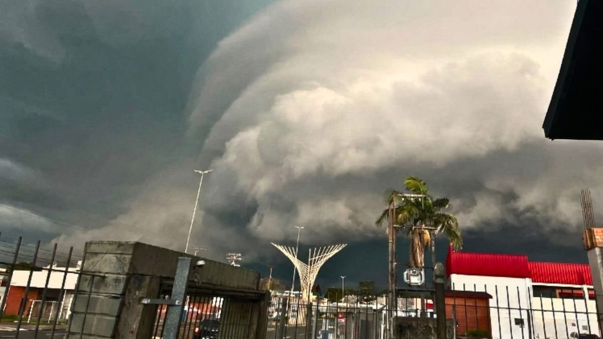 Ciclone bomba se forma nas próximas horas e deixa Sul em alerta para ventos destrutivos de até 150 km/h, diz Inmet - QTU Questões do Universo