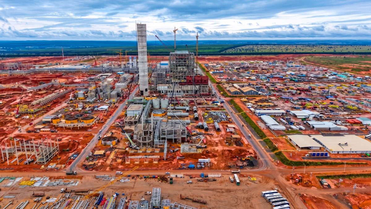 Maior fábrica de celulose do mundo que gera até 20 mil empregos está com 70% da obra pronta no Brasil e já tem data para ser entregue - QTU Questões do Universo