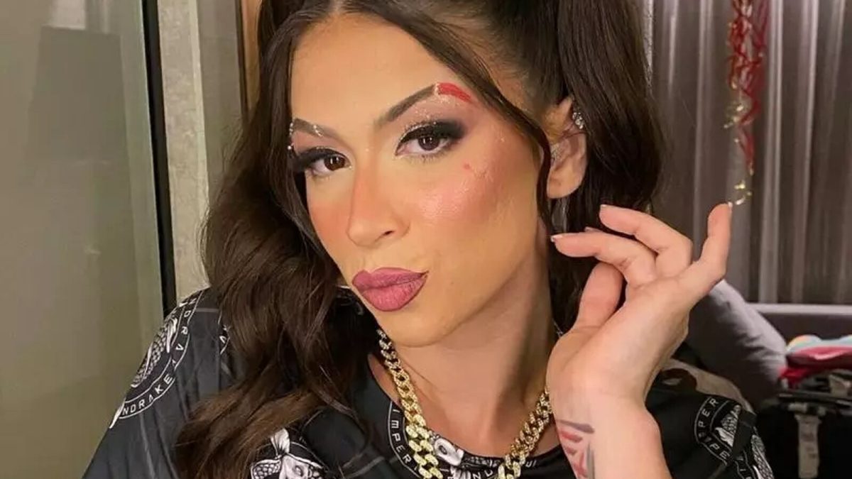 Catarinense MC Pipokinha é condenada a pagar R$ 100 mil por show com conteúdo sexual em MS - QTU Questões do Universo