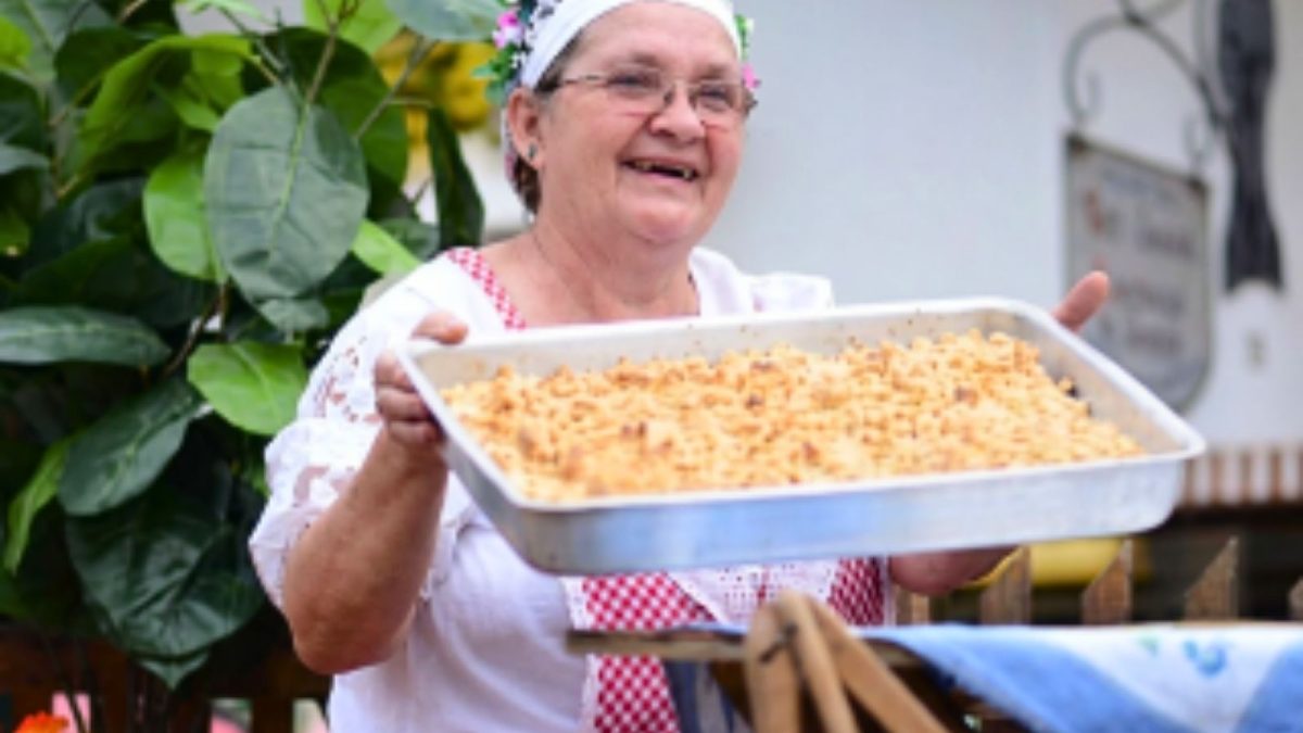 Morre aos 67 anos Hanna Lora Dahlke, a ‘fada das cucas’ de SC - QTU Questões do Universo
