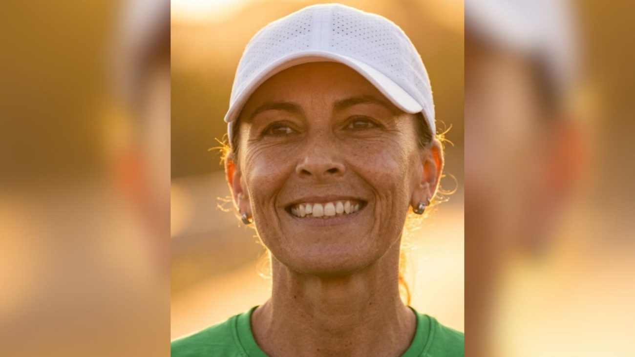 Campeã da Brasil 135 e primeira brasileira a completar 1.000 km em 10 dias, a ultramaratonista Débora Simas agora busca o recorde mundial em esteira.Foto: Redes sociais/ND Mais