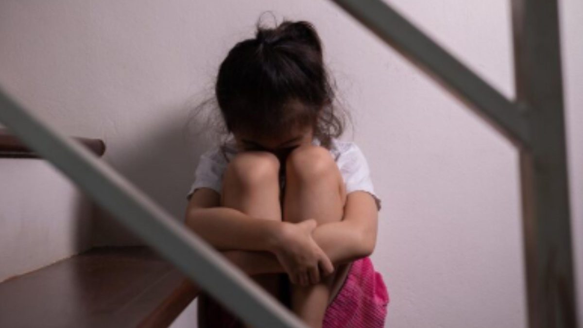 Após 10 abusos sexuais contra criança de 8 anos, homem é condenado a mais de 28 anos