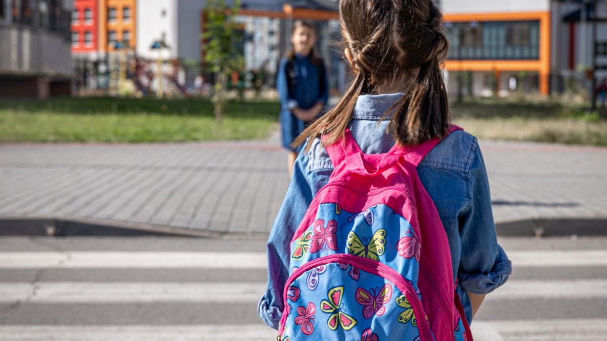 Aluna do 4º ano relata situação com professor e servidor é afastado de escola municipal