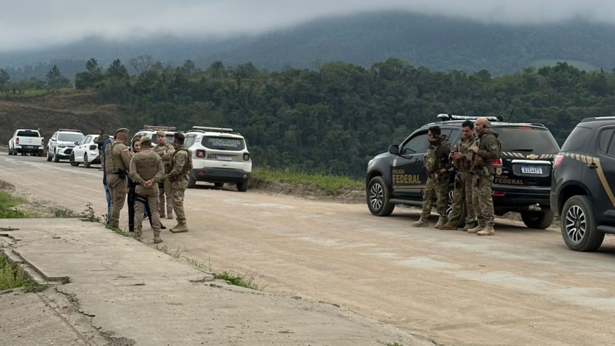 Maior barragem de SC retoma obras após pausa de mais de 40 dias por impasse