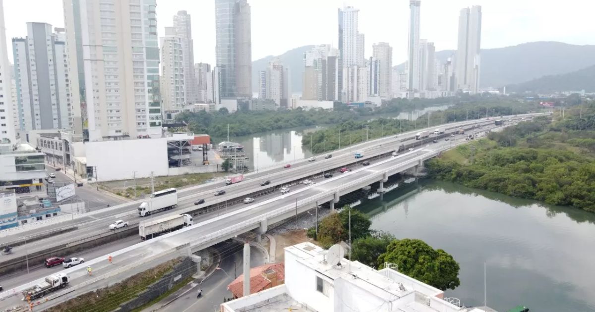 BR-101 terá mudança no trânsito durante obras em ponte de SC; veja quando e como evitar transtornos - QTU Questões do Universo