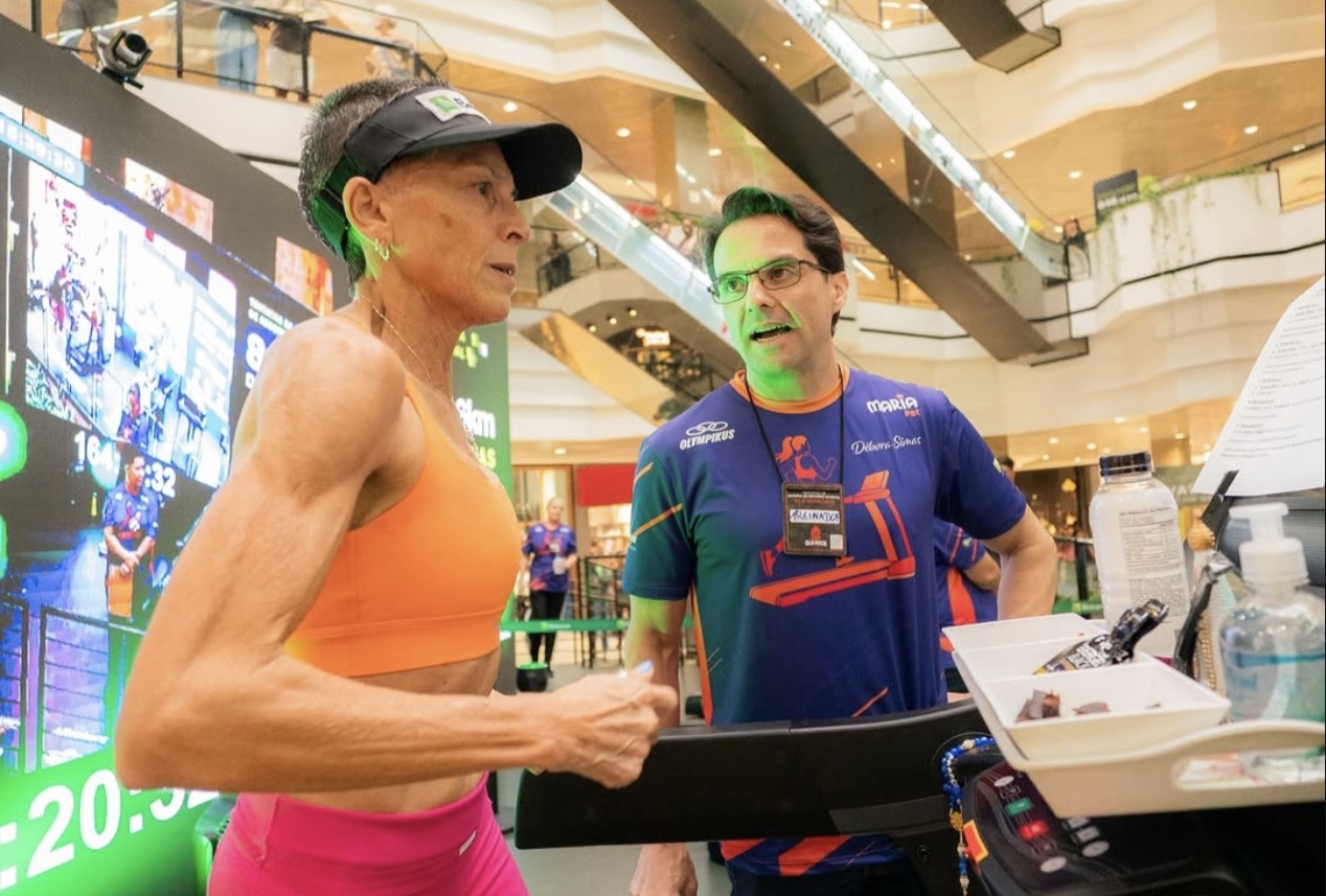 Ultramaratonista Débora Simas cumpre dia 1 de desafio em busca de recorde mundial