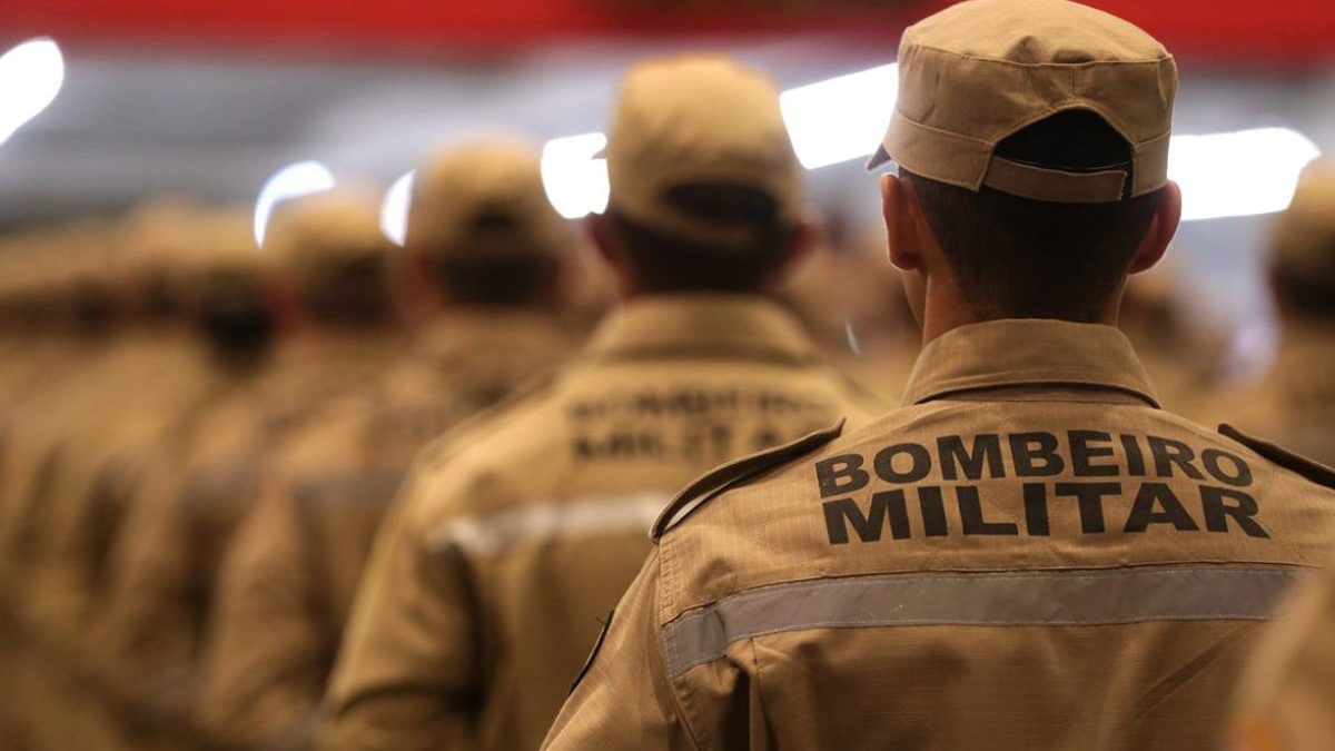 Câmara aprova nova aposentadoria para PMs e bombeiros; regra permite ‘atalho’ de 10 anos fora da farda - QTU Questões do Universo