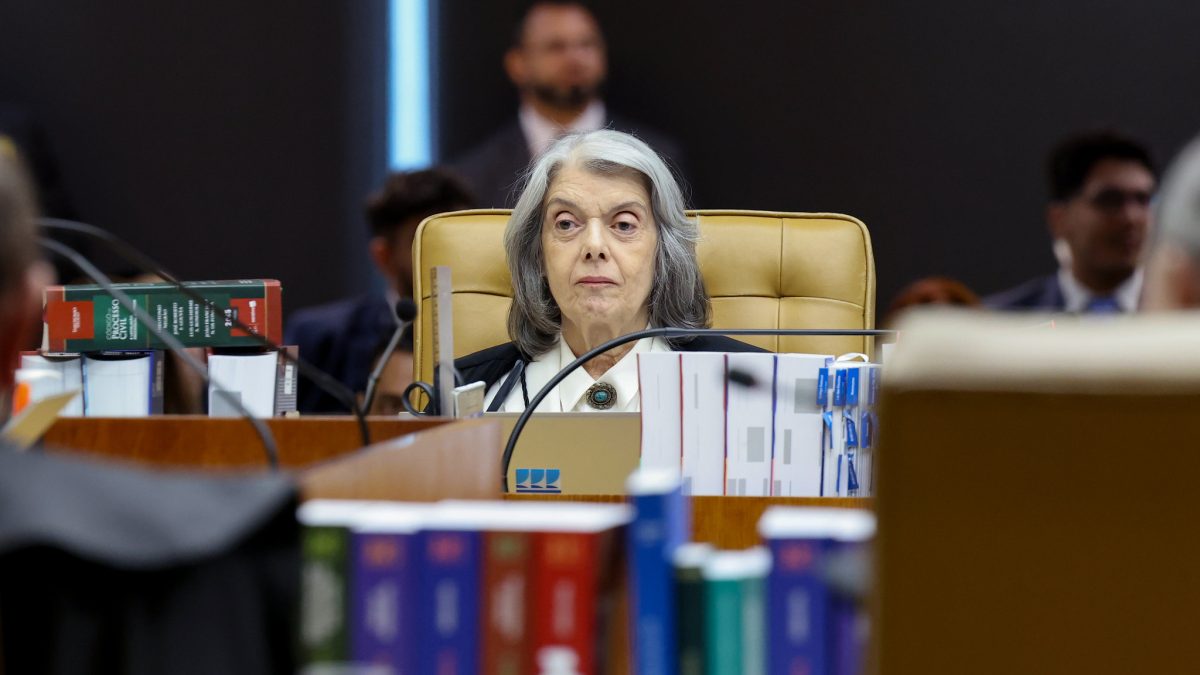 Cármen Lúcia revela ‘profunda tristeza’ durante julgamento no STF e diz que crise da Corte gerou mal-estar entre brasileiros