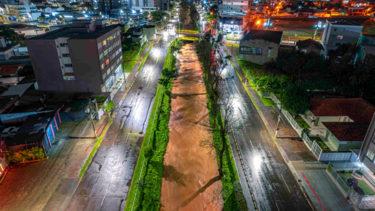 ATENÇÃO, SERRA! Temporal destelha 142 casas e afeta 700 pessoas em Lages