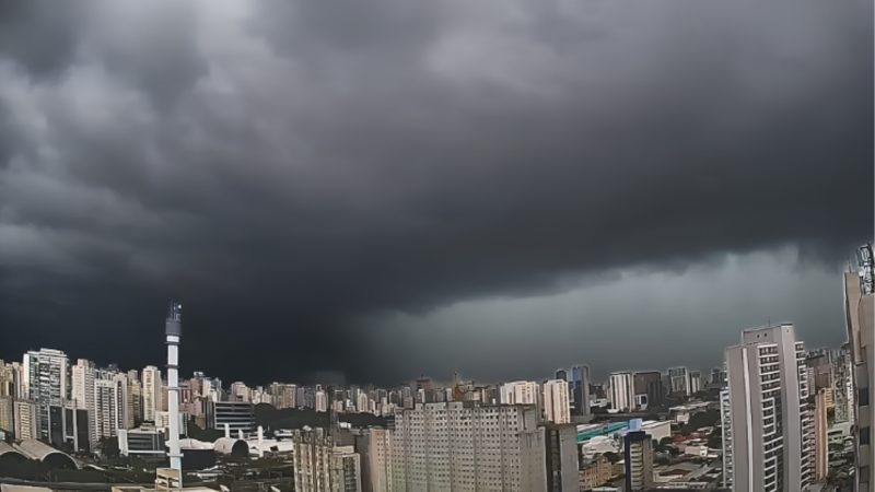 Nova massa de ar frio avança após a passagem do ciclone extratropical e derruba as temperaturas. - Clima ao Vivo/ND Mais