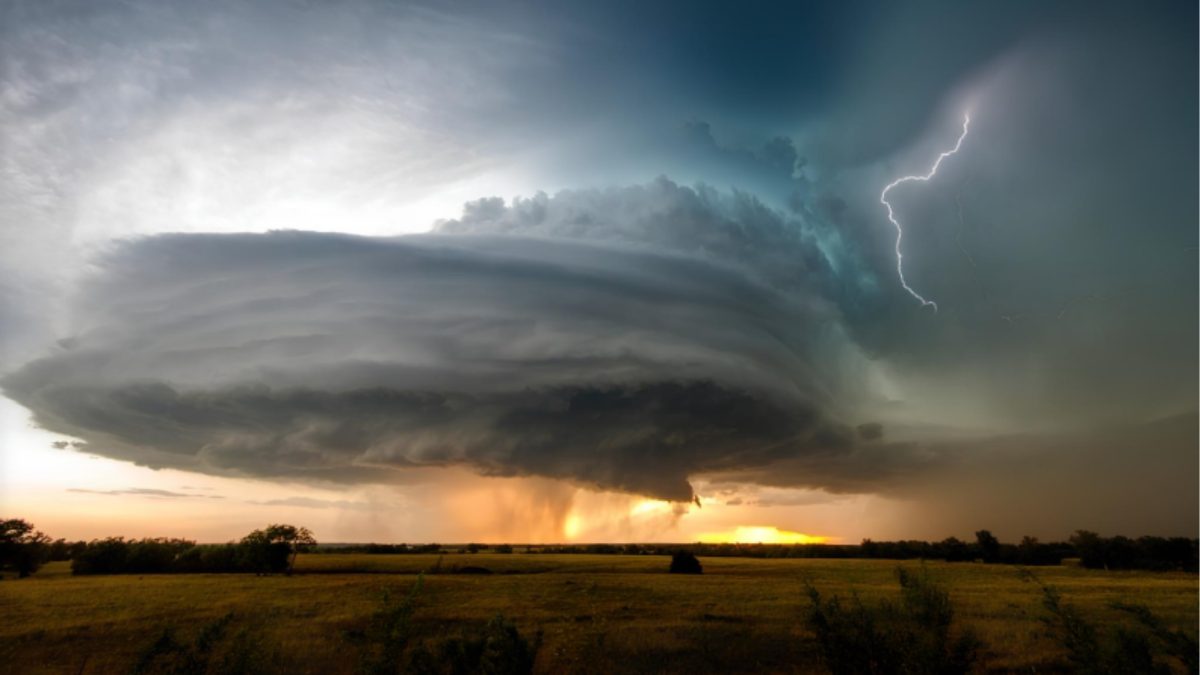 Ciclogênese ganha força e organiza sequência de temporais em 3 regiões do Brasil, com chuva de mais de 200 mm, granizo grande e ventos acima de 80 km/h - Foto