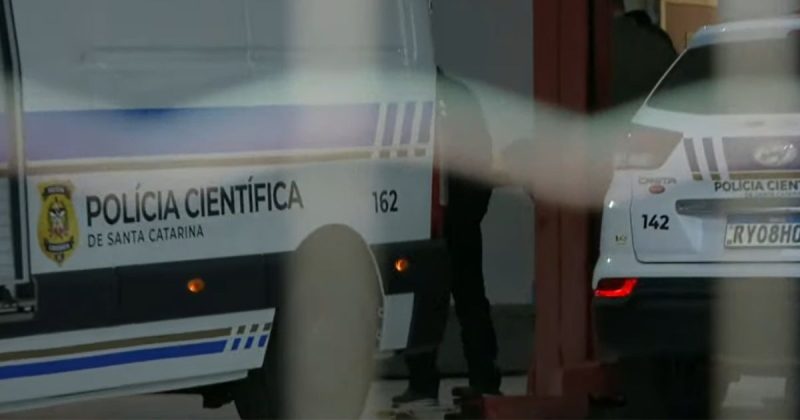Vítimas da queda de helicóptero chegam ao IML em Florianópolis - NDTV RECORD/ND Mais