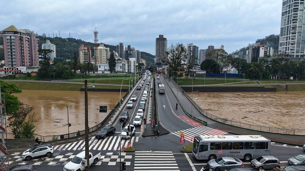 ‘Maior impacto será agora’: El Niño tem 98% de chance de seguir muito forte e traz alerta para Blumenau