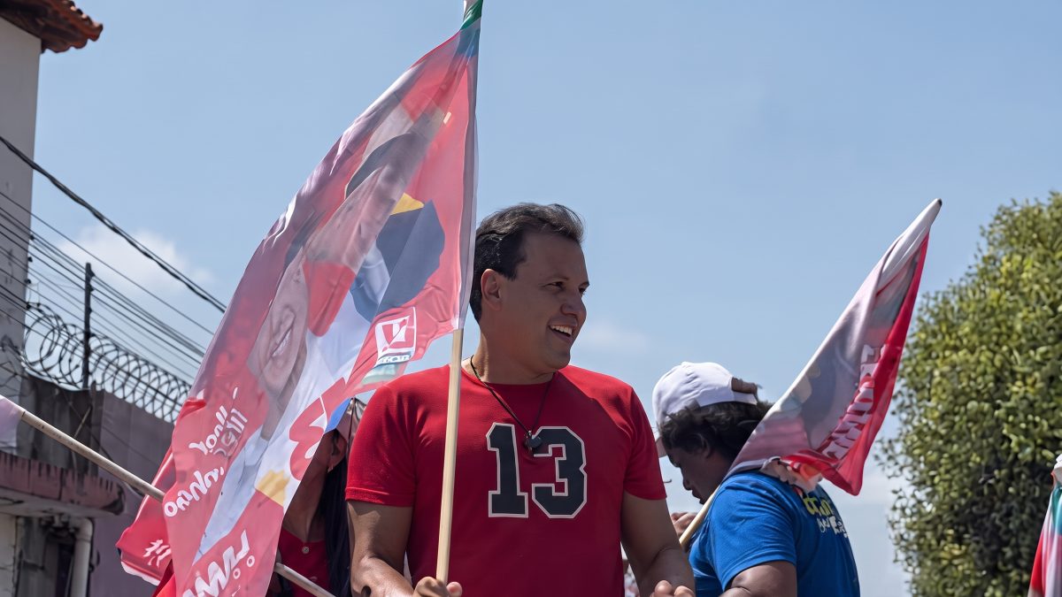 ‘Defensor de golpe’: Justiça suspende propaganda de candidato a governador contra postulante ao Senado no Maranhão