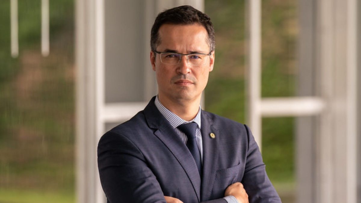 Julgamento de Deltan Dallagnol no TSE é adiado; situação jurídica de eleito com quase 3 milhões de votos fica indefinida