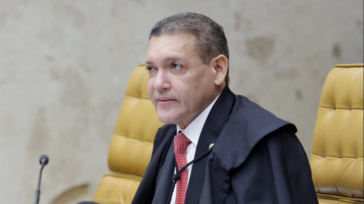Saiba o que fez Nunes Marques suspender canal ‘Exército do Lula’ no WhatsApp até o fim do segundo turno