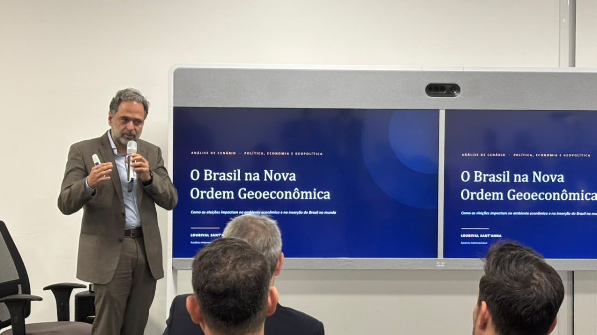 ‘Anos perdidos’: analista político cita Eleições, crise institucional e faz alerta para empresários de SC sobre próximos anos do país
