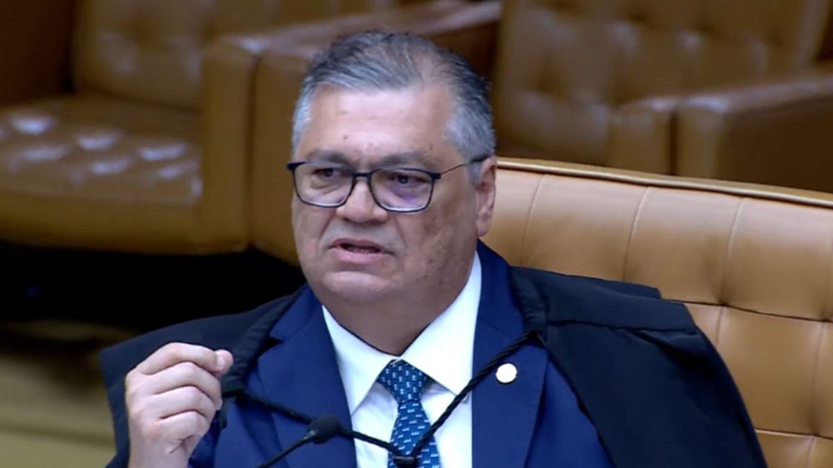 ‘Enorme gravidade’: Dino reage à ameaça de sanção dos EUA contra ministros do STF