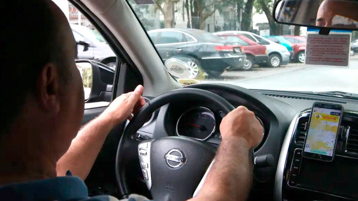 CNH 2026 traz benefício para motoristas de 50 a 69 anos, mas vantagem só pode ser usada uma vez