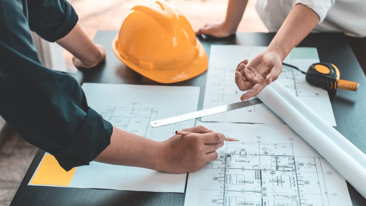 Mobilização pela engenharia: Florianópolis sedia seminário nacional que discute como atrair jovens e capacitar engenheiros para o mercado