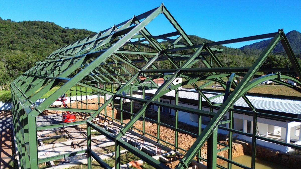 Após multa de quase R$ 800 mil, megaobra ganha novo contrato de R$ 13,9 milhões em Joinville - QTU Questões do Universo