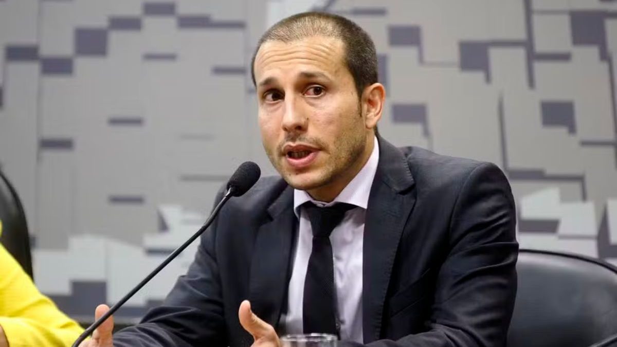 Quem é William Murad, delegado com mais de 20 anos de PF que assume temporariamente o comando da corporação - Foto