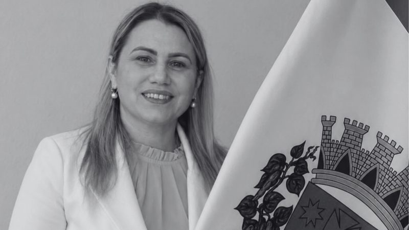 Juliana Maria Teixeira da Costa, vice-prefeita de Ribeira, morreu aos 40 anos após um acidente de carro - Juliana Maria Teixeira/julianateixeira_ribeira/Instagram