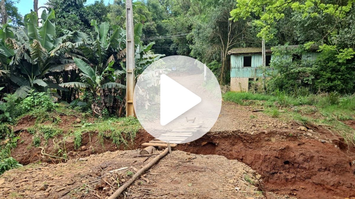 Com 688 km de estradas destruídas e mais de 1.300 propriedades afetadas, cidade de SC decreta emergência após fortes chuvas