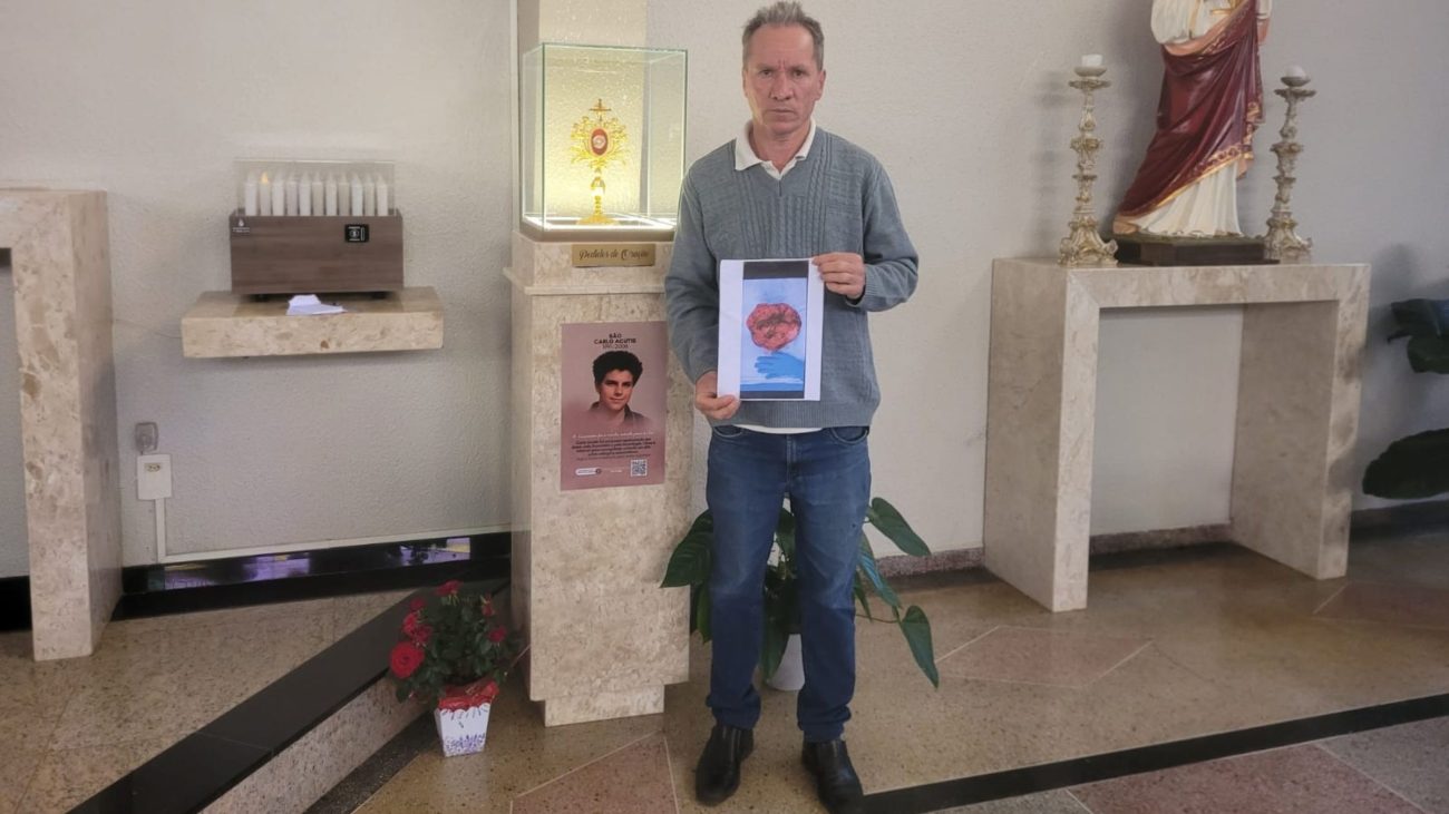 Ivair José Pereira relata cura de câncer avançado após promessa a Carlo Acutis.