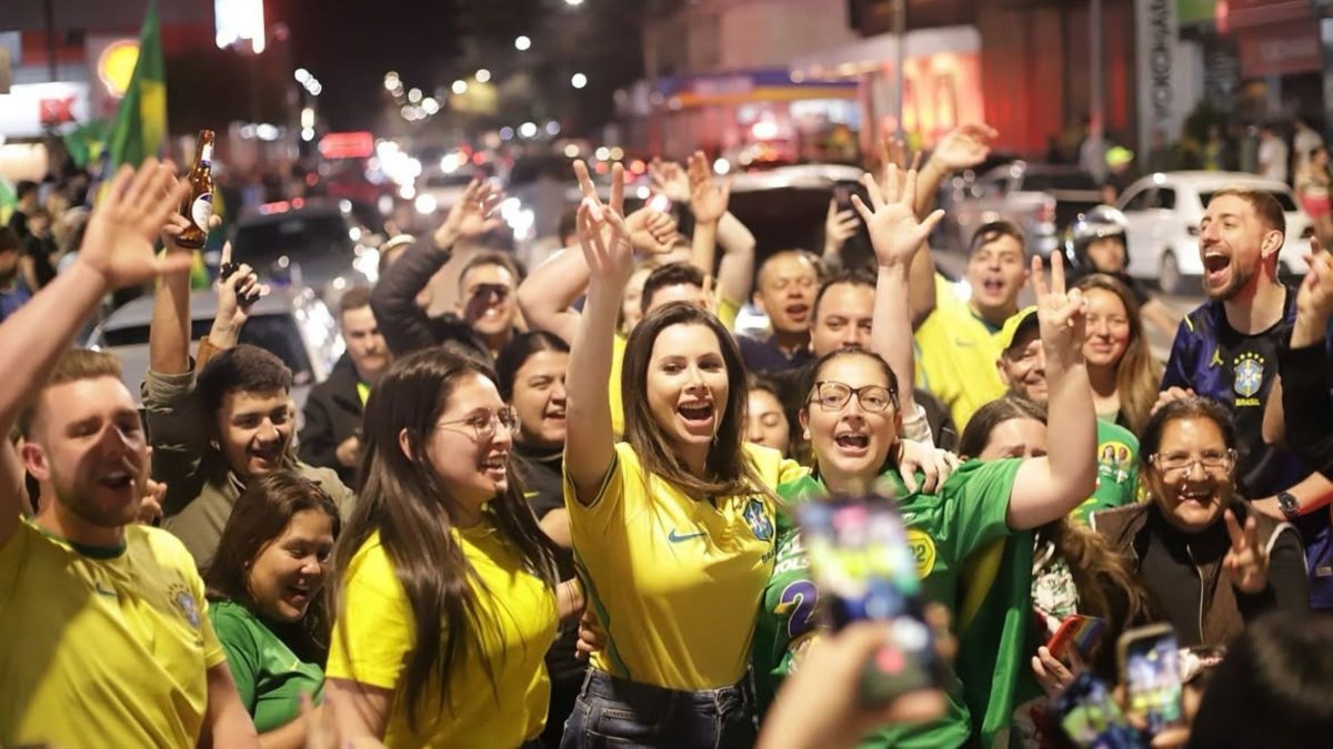 Carol De Toni faz história como 1ª mulher de direita eleita ao Senado por SC