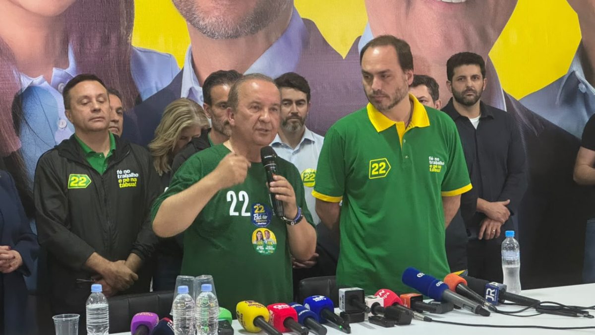 ‘Campanha é época de colheita e ela foi boa’: Jorginho Mello agradece reeleição e destaca votos obtidos no Senado com Carol de Toni e Carlos Bolsonaro