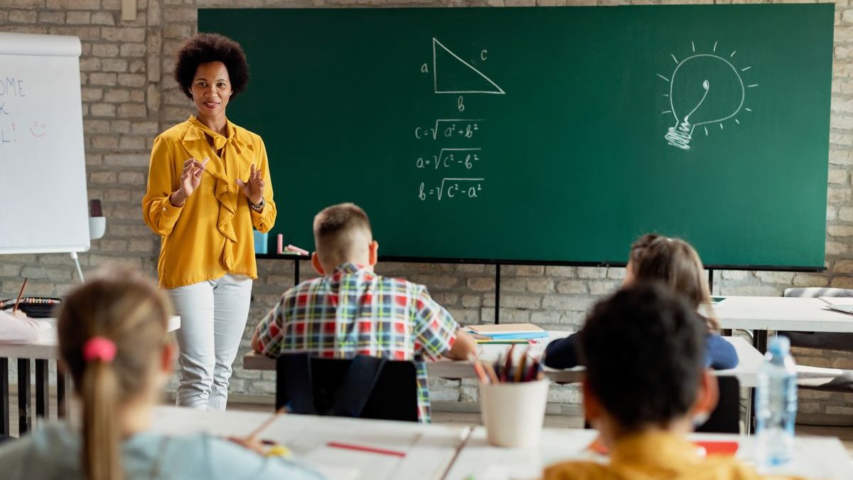 Dia do Professor: 20 mensagens para agradecer a quem transforma vidas