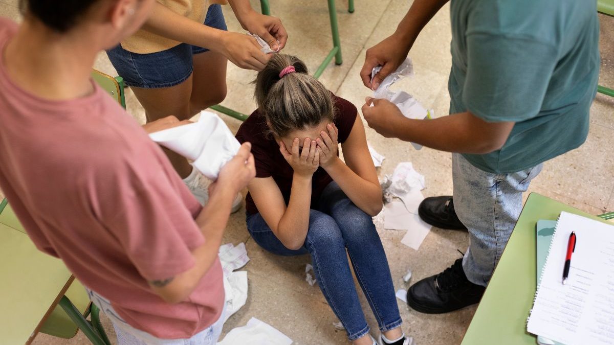 Dia Mundial de Combate ao Bullying destaca 5 formas de reconhecer o problema e proteger seu filho