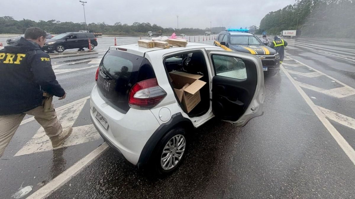 Flagrante na BR-101: jovem se esconde em carro de aplicativo, mas caixa no banco entrega crime