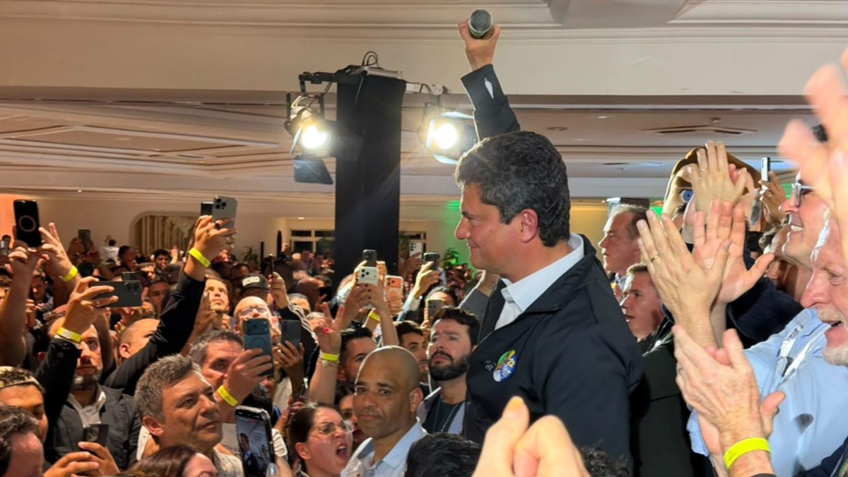 Moro abre agendas lideradas por governadores do Sul com mais de 230 prefeitos em apoio a Flávio Bolsonaro