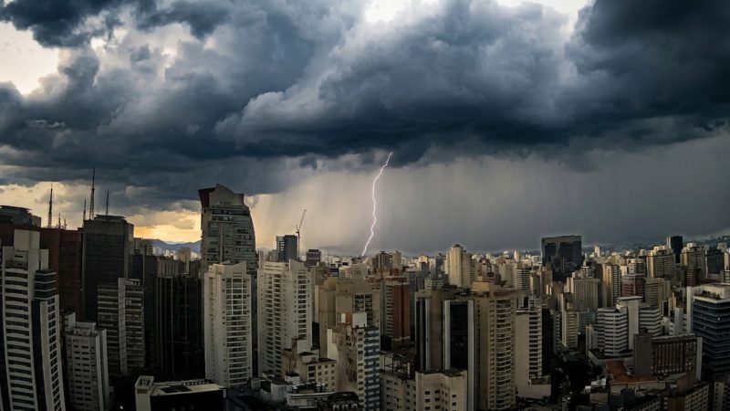 Rio atmosférico deve transportar chuvas a diversas regiões do Brasil - Reprodução/Clima Ao Vivo