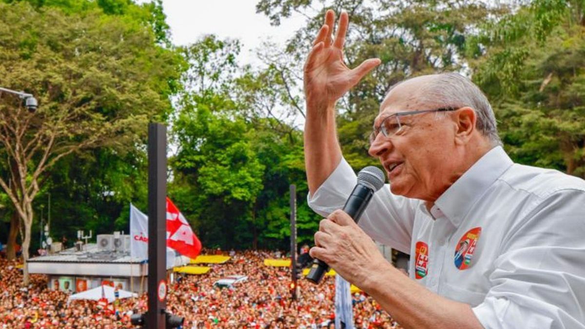 Alckmin tenta virar o jogo entre prefeitos paulistas no segundo turno; entenda a estratégia