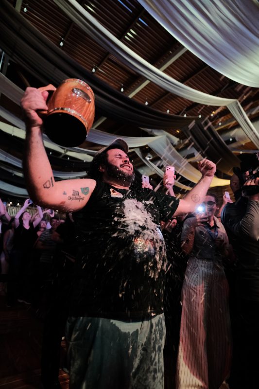 Oktoberfest Blumenau 2026: fotos mostram ritual que reúne multidão e marca o início da festa 17 Sangria do barril marca abertura da Oktoberfest em Blumenal. - Giovani B. Silva/Especial ND Mais (37)