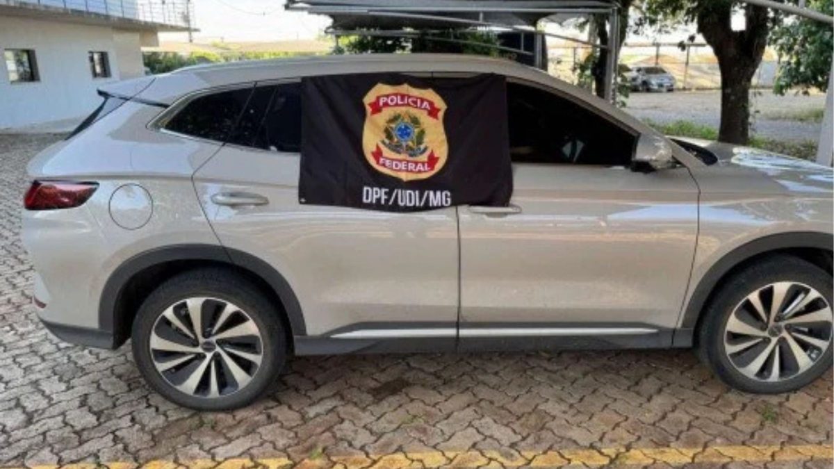 Biometria facial e foto para receber ‘brinde’ eram golpe para financiar R$ 453 mil em carros sem autorização das vítimas