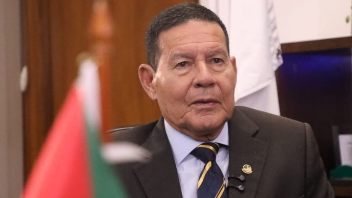 Mourão: Fim da escala 6×1 foi ‘conluio’ entre Alcolumbre e Lula