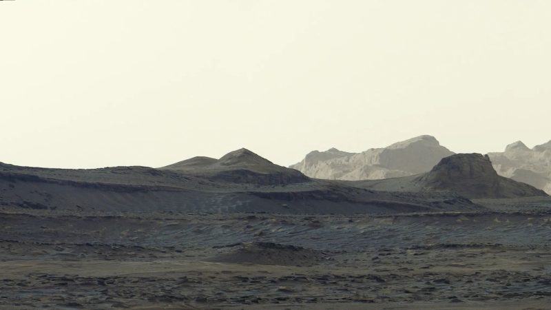 As estruturas fotografadas pela Curiosity são conhecidas como yardangs e foram esculpidas pela ação do vento - NASA/ND Mais