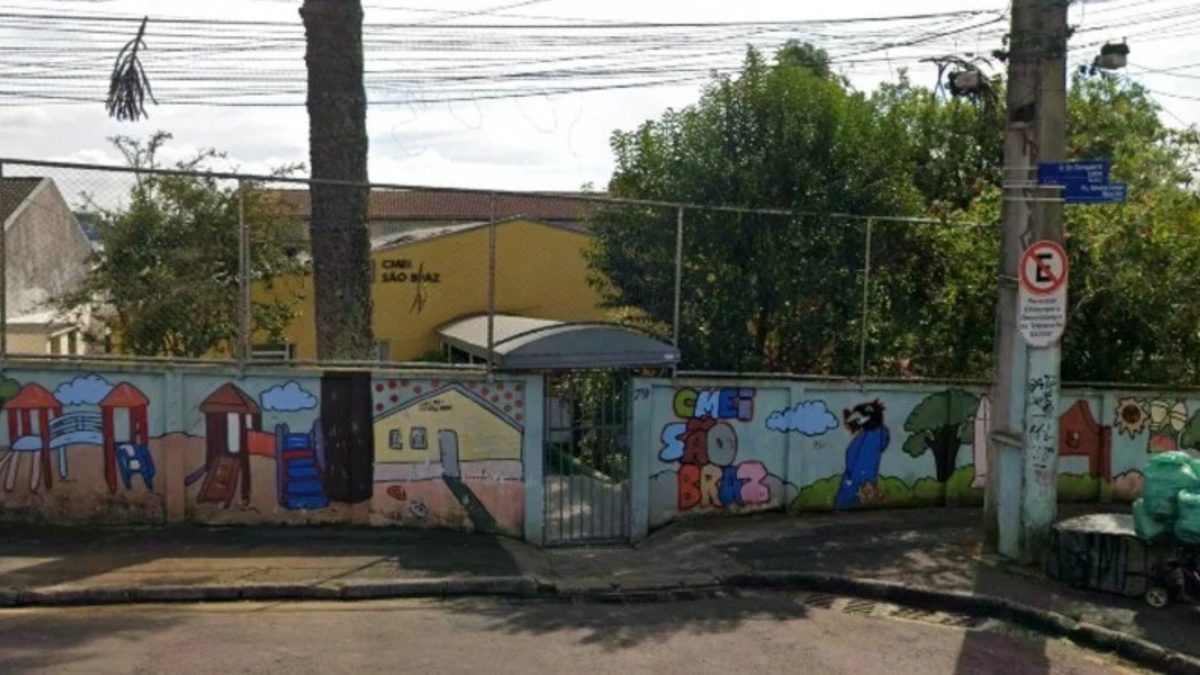 ‘Estamos muito apreensivos’: tia de menino autista relata angústia durante negociação da polícia em creche invadida em Curitiba